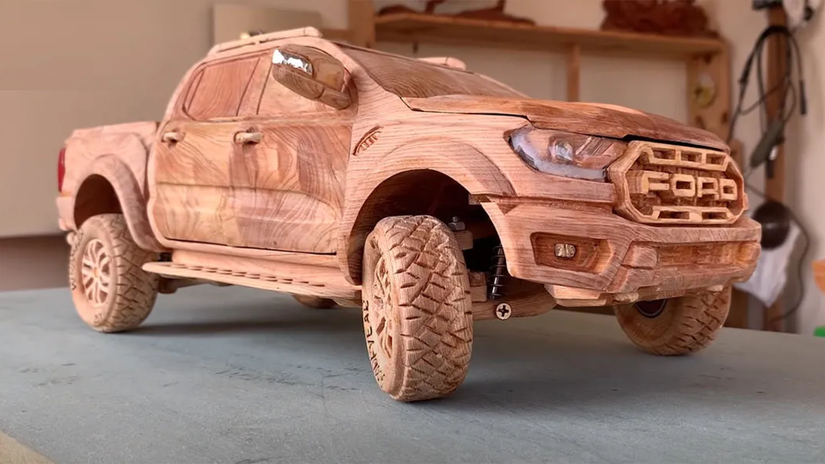 Масштабная модель Ford Ranger из дерева, которая ездит. Посмотрите, как её сделали