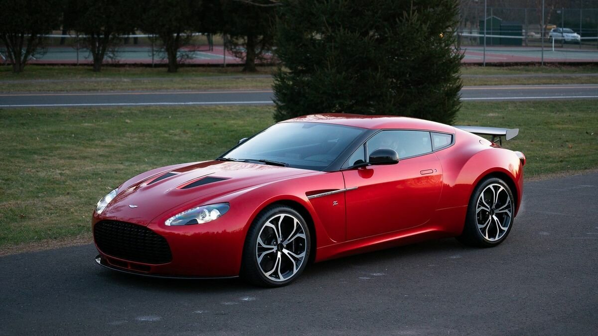 На аукционе продают редкий Aston Martin. За него уже предлагают полмиллиона долларов