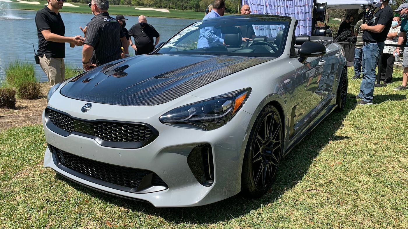 Пятидверный Kia Stinger превратили в кабриолет: получилось круто