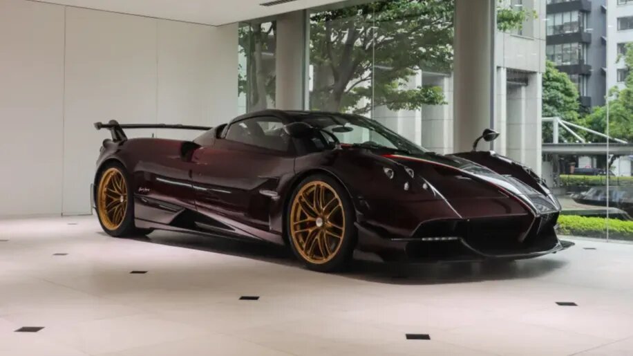 Редчайший суперкар Pagani Huayra BC, который никогда не ездил, пустят с молотка