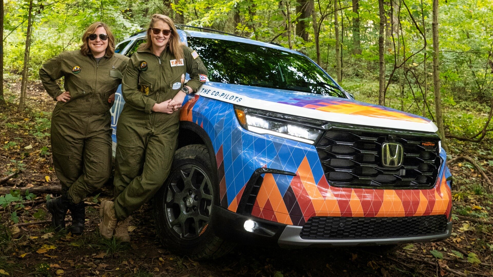 Появилось официальное фото «хардкорного» кроссовера Honda Pilot TrailSport