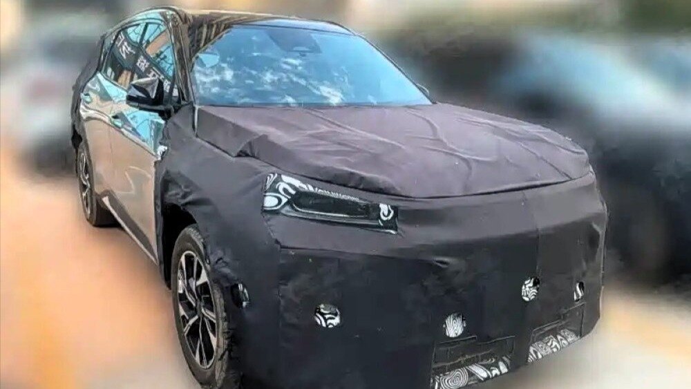 В Китае обновят Geely Atlas, который в России хотят продавать как Волгу