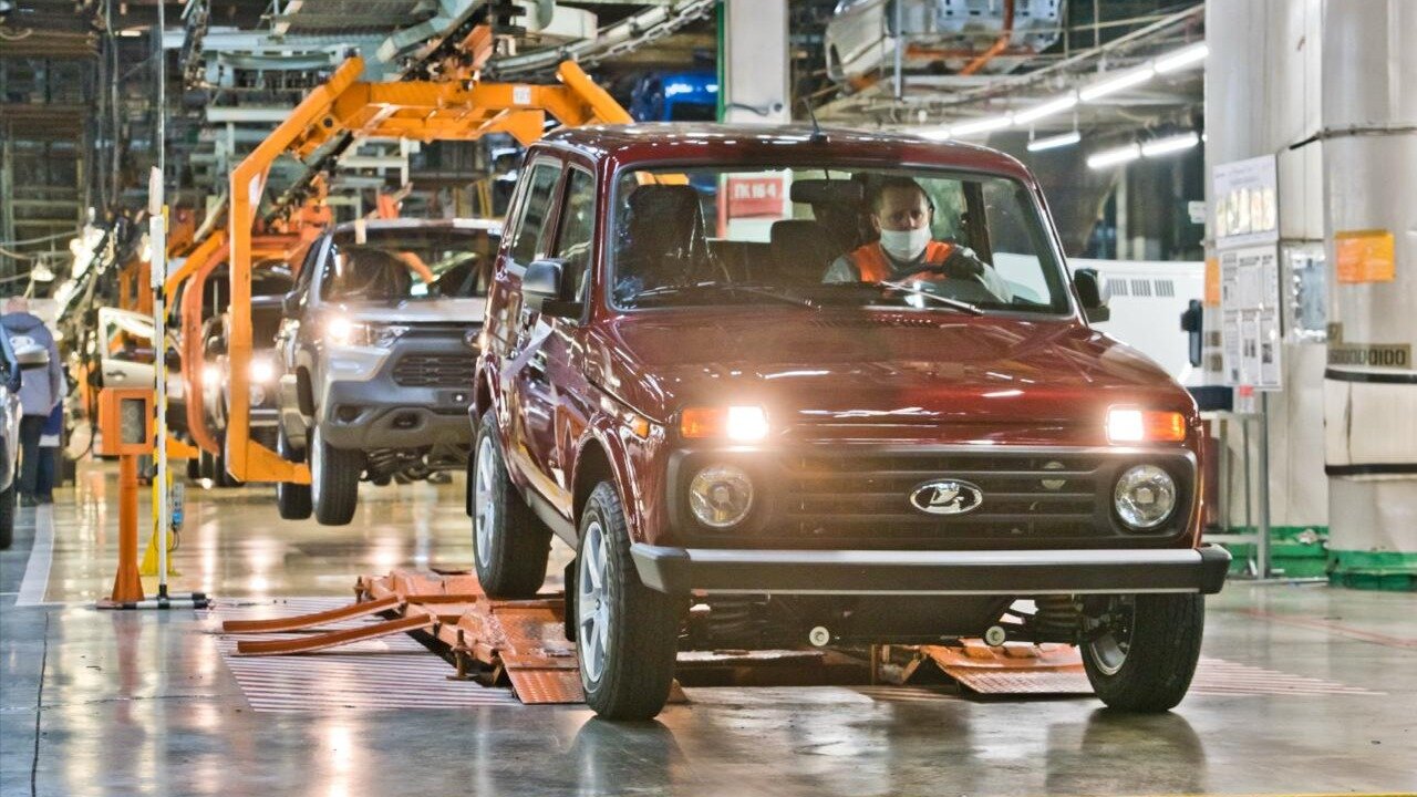 Российский автопром получил господдержку на 260 миллиардов рублей за три года
