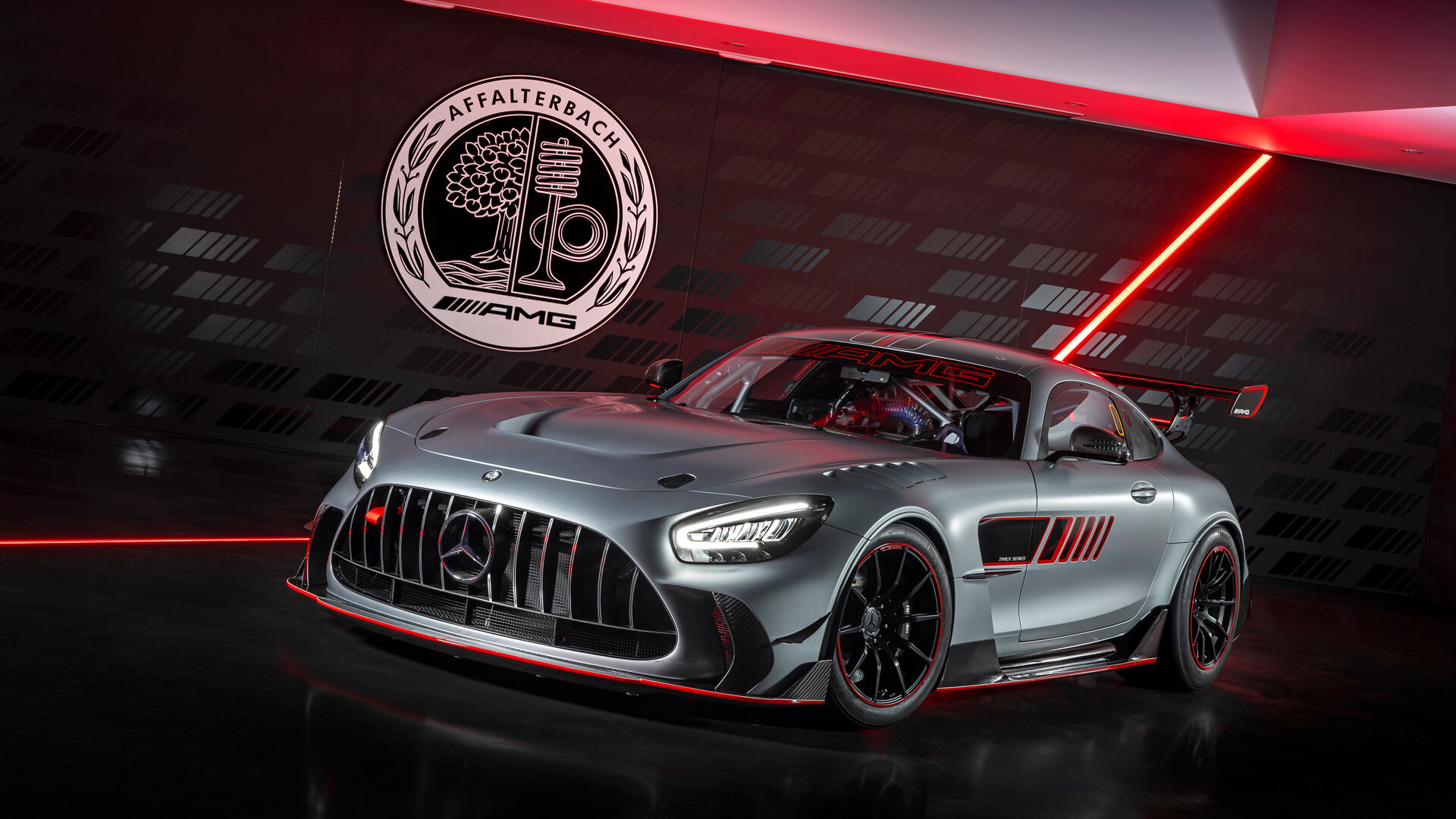Mercedes-AMG GT получил самую мощную версию, но только для трека