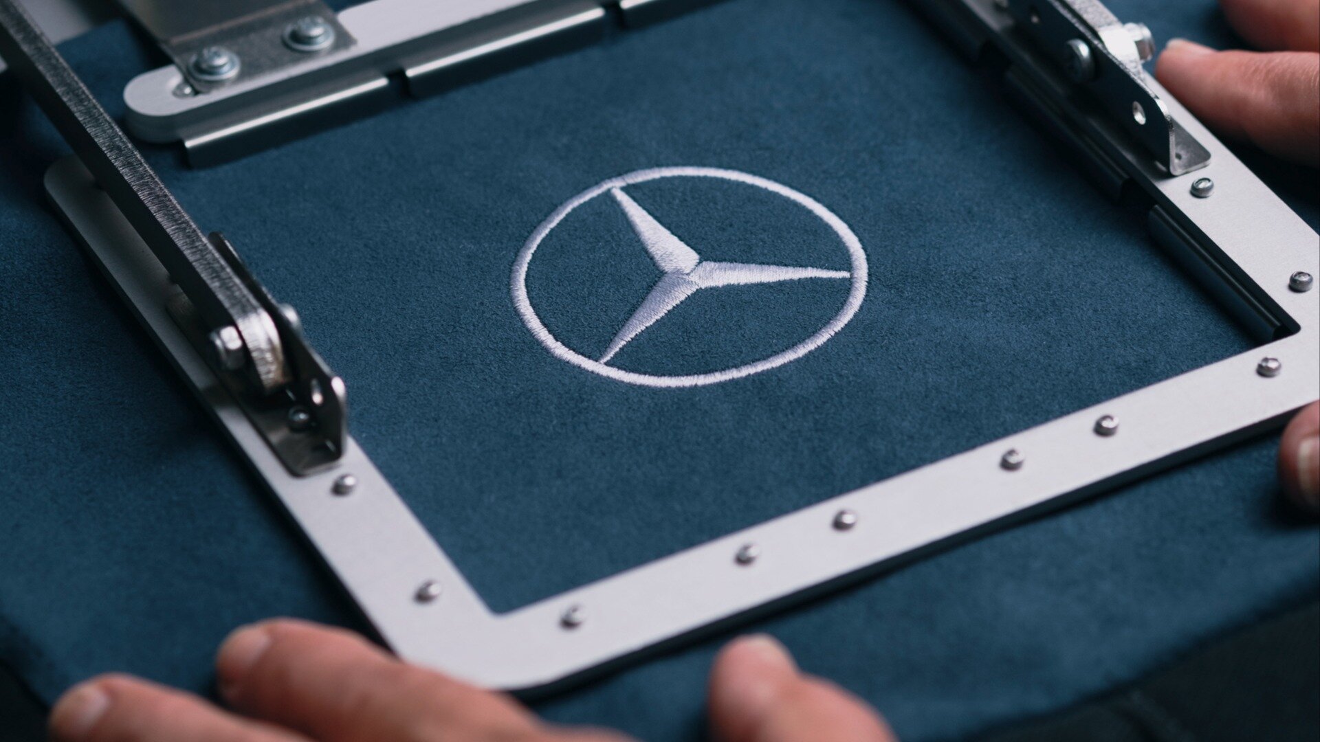 Mercedes-Benz присоединился к иску против пошлин ЕС на электрокары из Китая