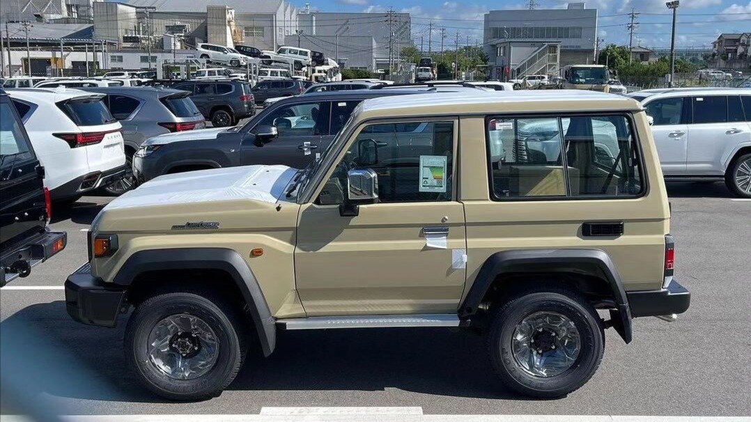 Toyota готовит новую версию обновлённого Land Cruiser 70