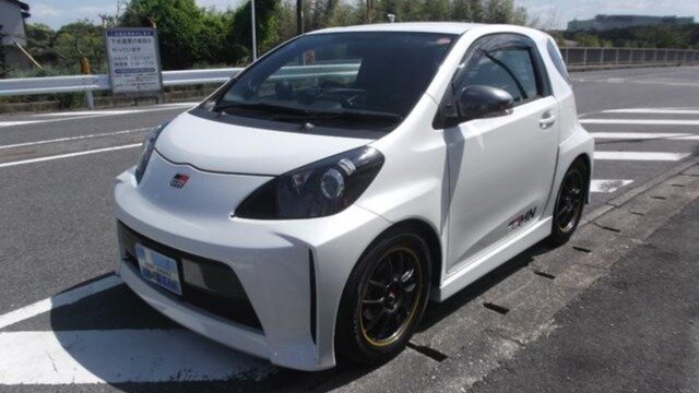 Крошечный хот-хэтч Toyota iQ GRMN Supercharger с пробегом оценили дороже нового GR Yaris