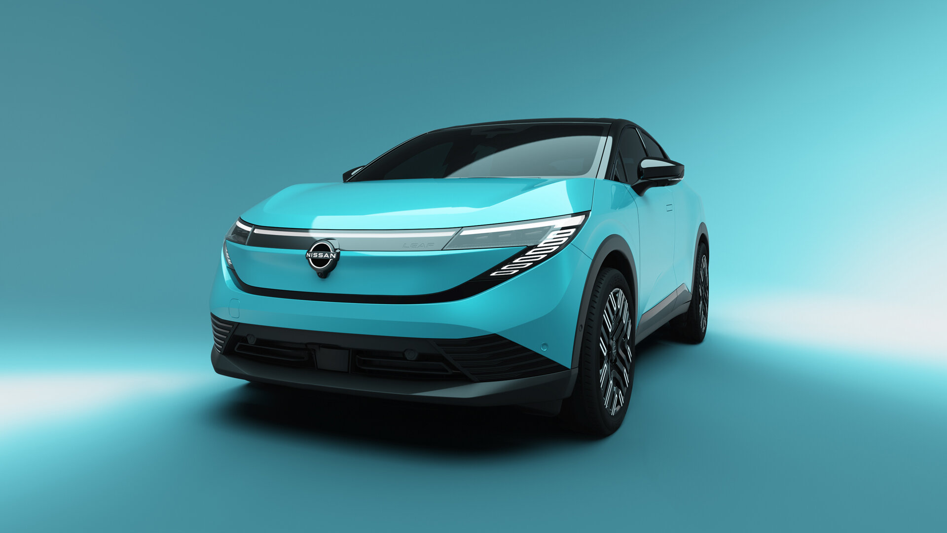 Новые Nissan Leaf и Micra: первые фото