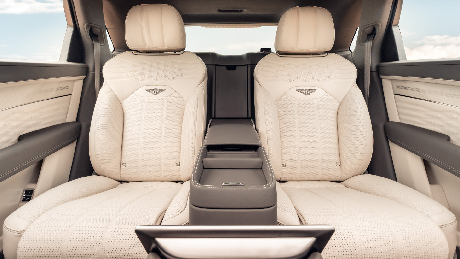 Новые кресла Bentley измеряют температуру каждые 25 миллисекунд