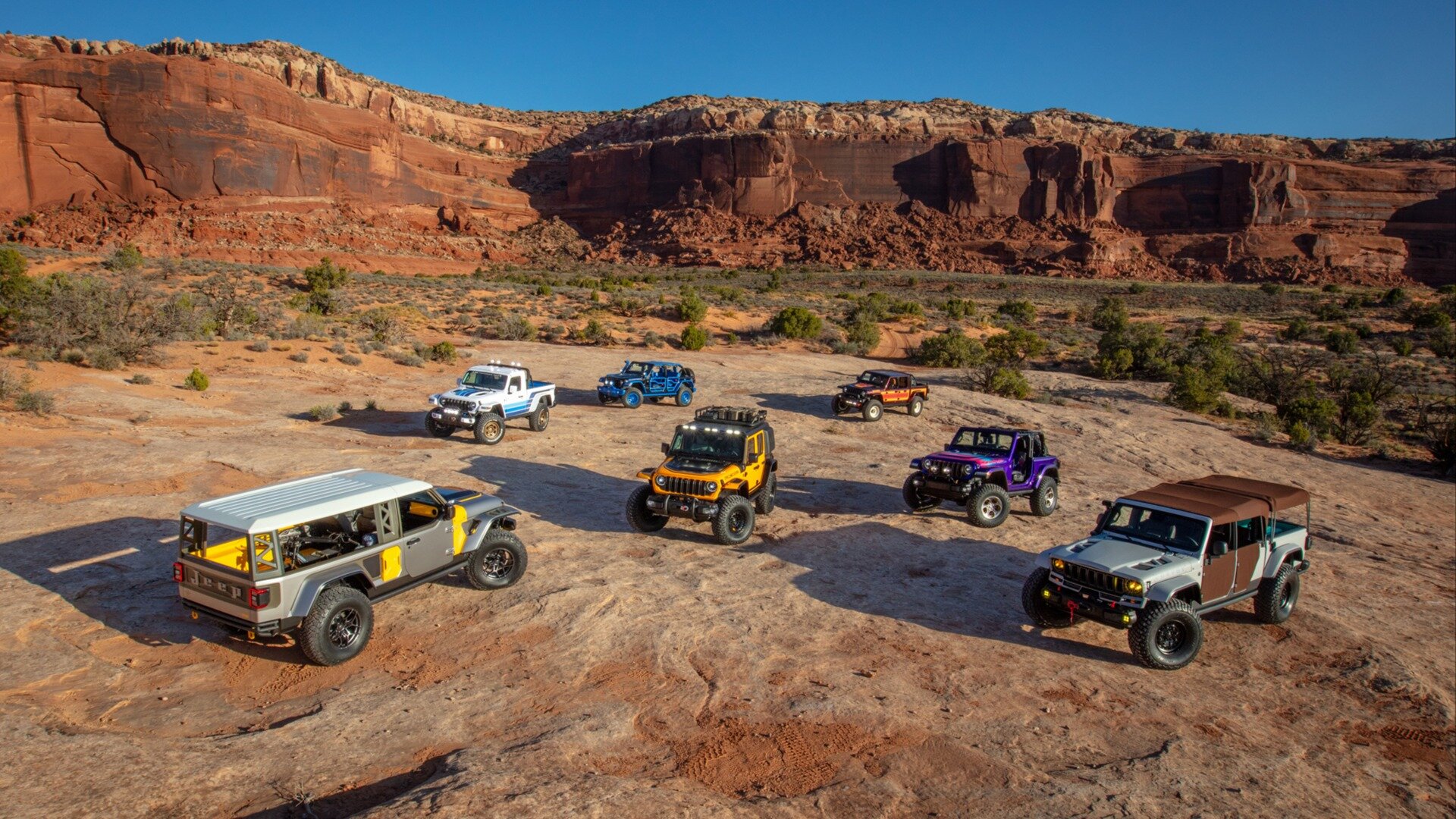 Jeep показал доработанные внедорожники и пикапы для очередного «Пасхального сафари»