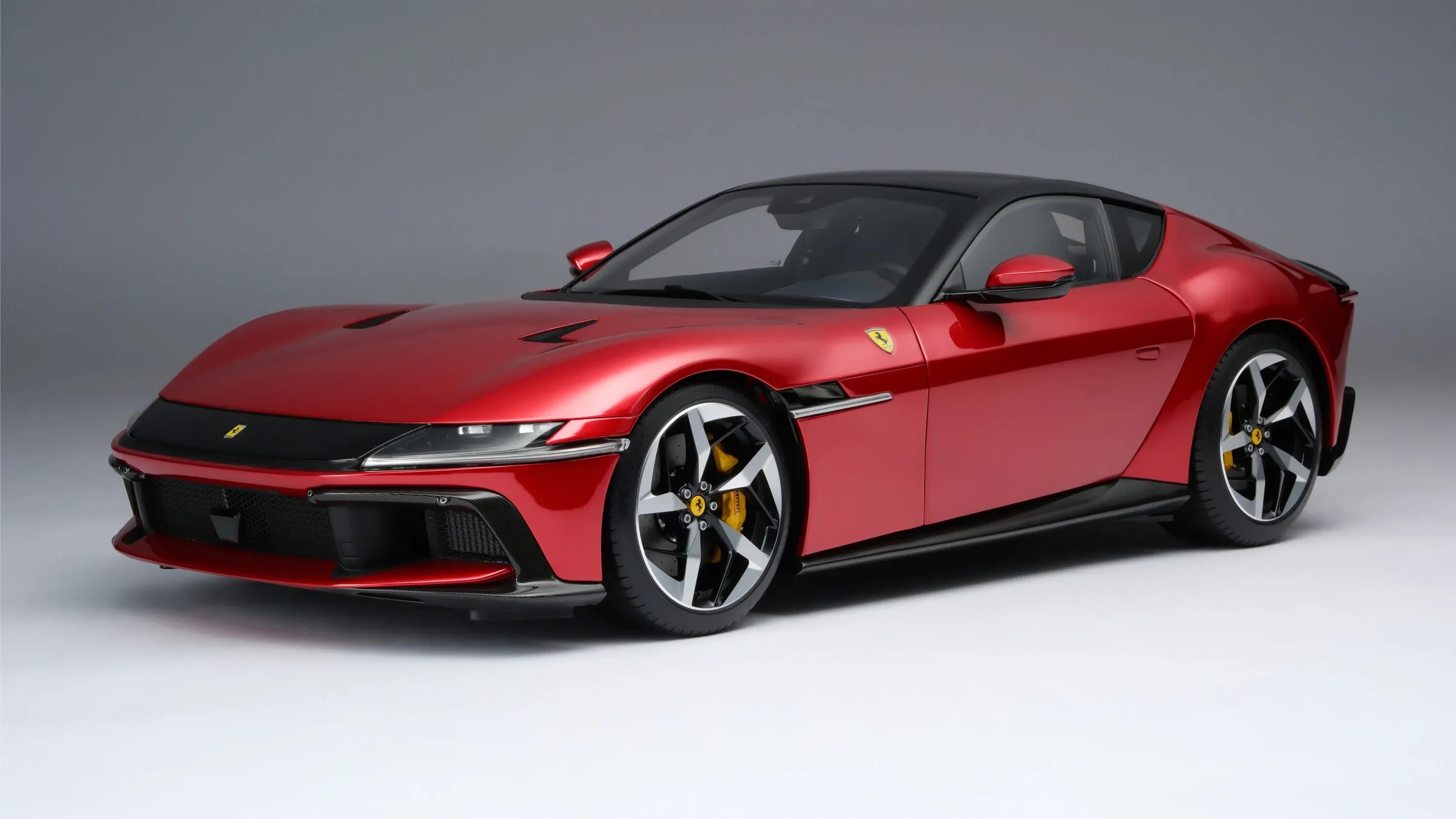Игрушечную Ferrari 12Cilindri оценили дороже Lada Vesta