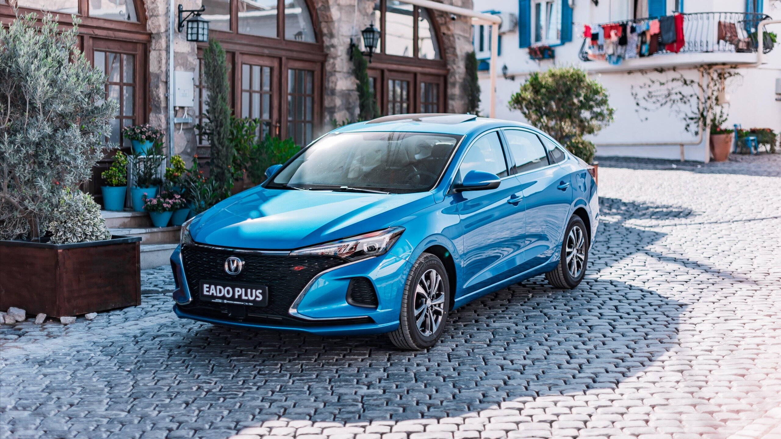 Стала известна цена нового седана Changan Eado Plus для России