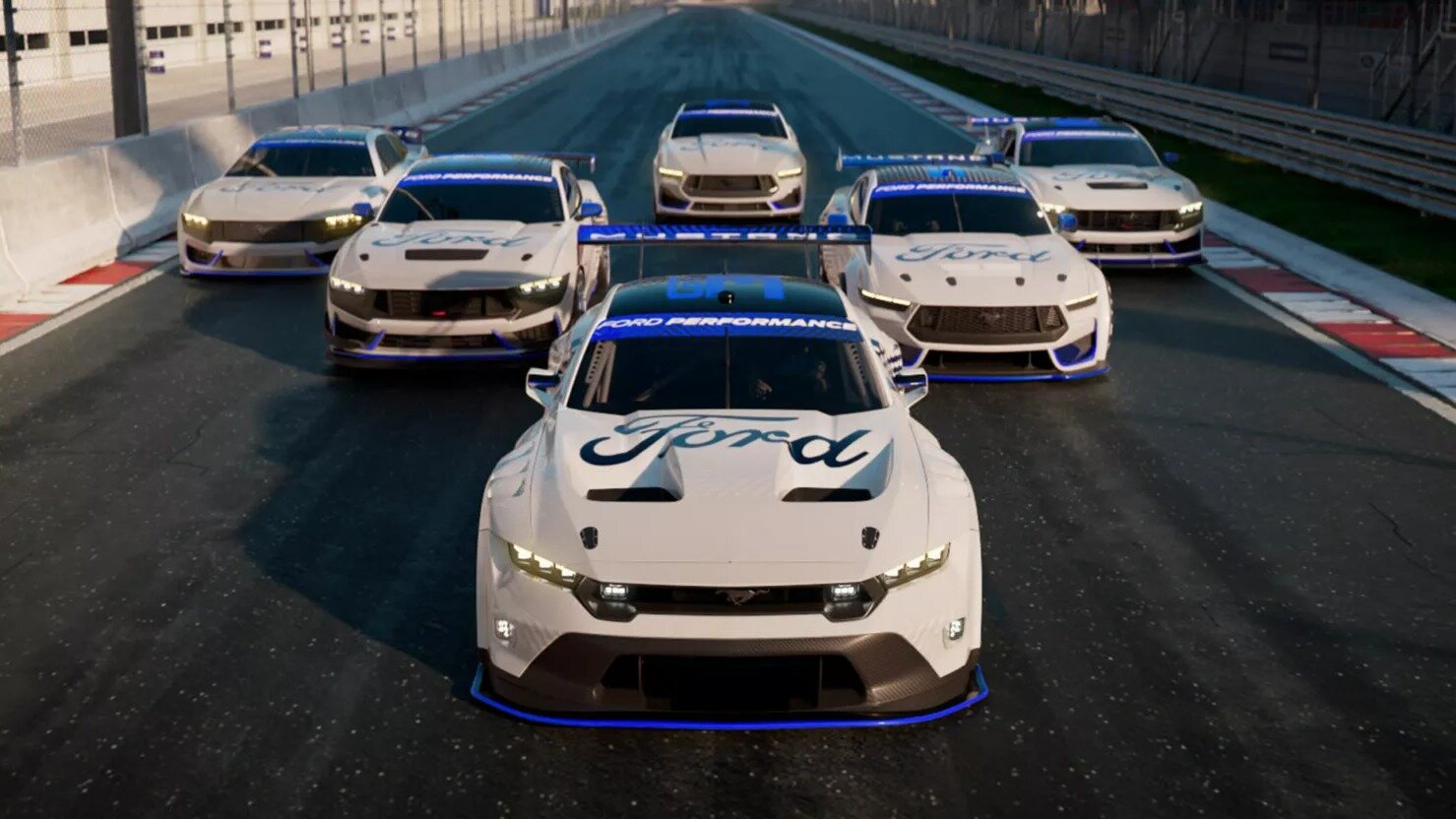Ford выпустил шесть гоночных версий Mustang нового поколения