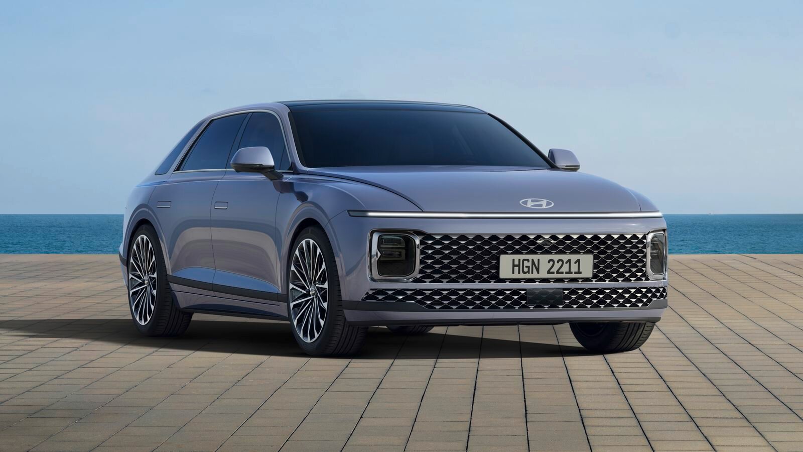 Новый флагман Hyundai Grandeur представлен официально: у него гибридный привод и три экрана