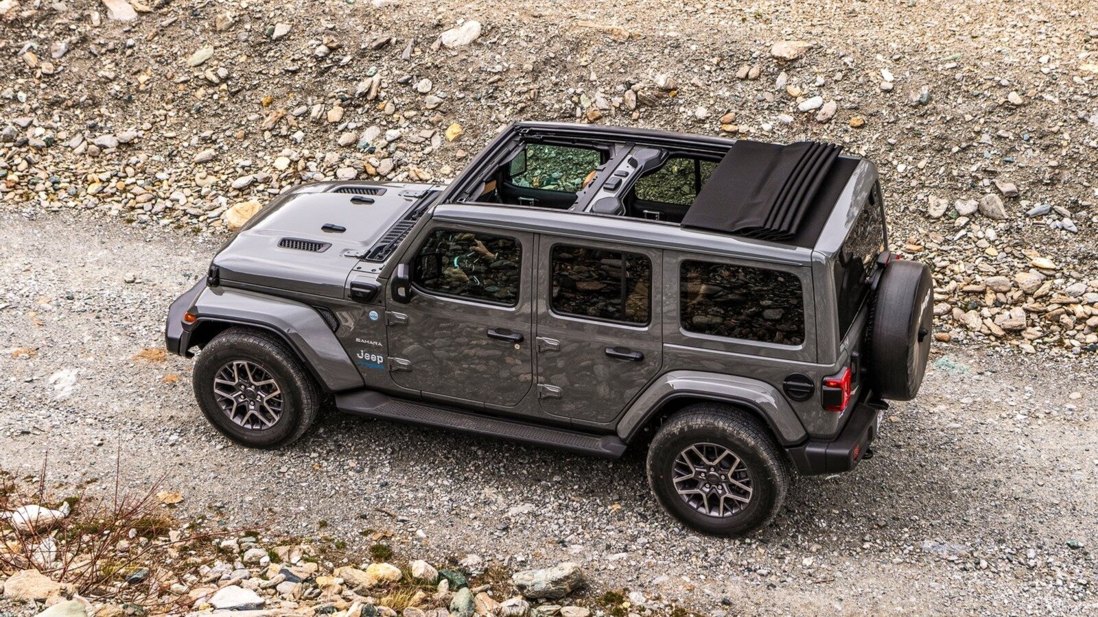 В России отозвали внедорожники Jeep Wrangler из-за возможной утечки топлива