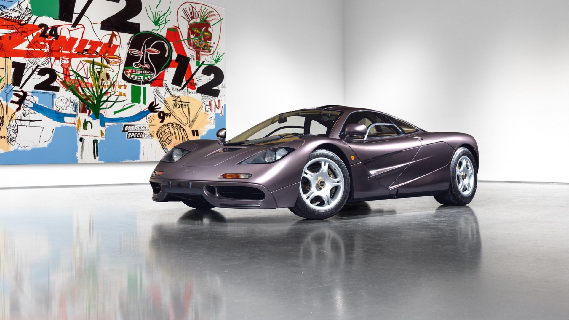 Суперкар McLaren F1, который за 29 лет проехал всего 410 километров, выставили на продажу