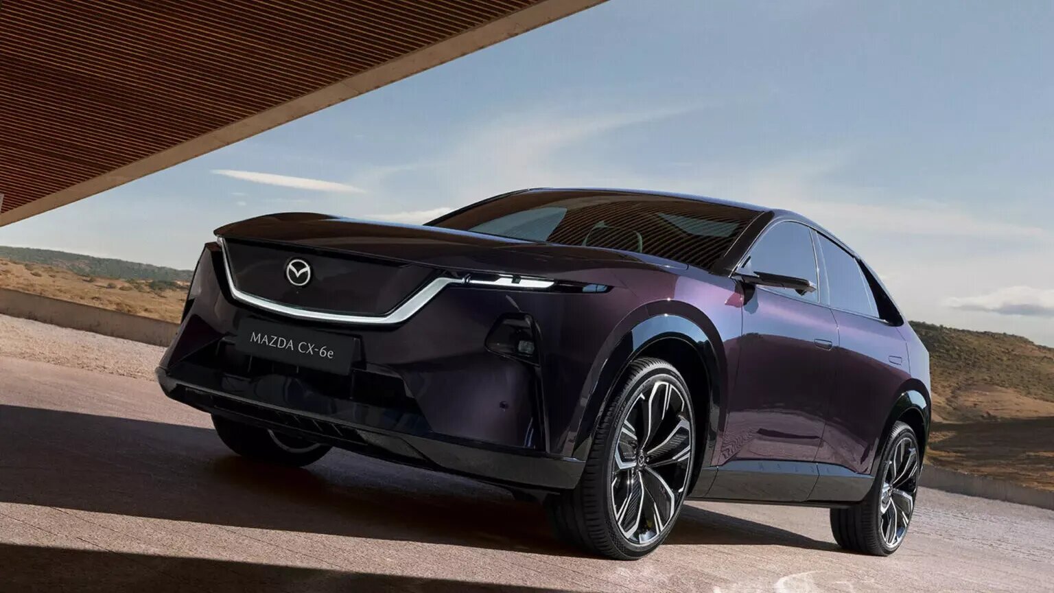 Mazda показала электрокроссовер CX-6e для Европы, который на самом деле Changan