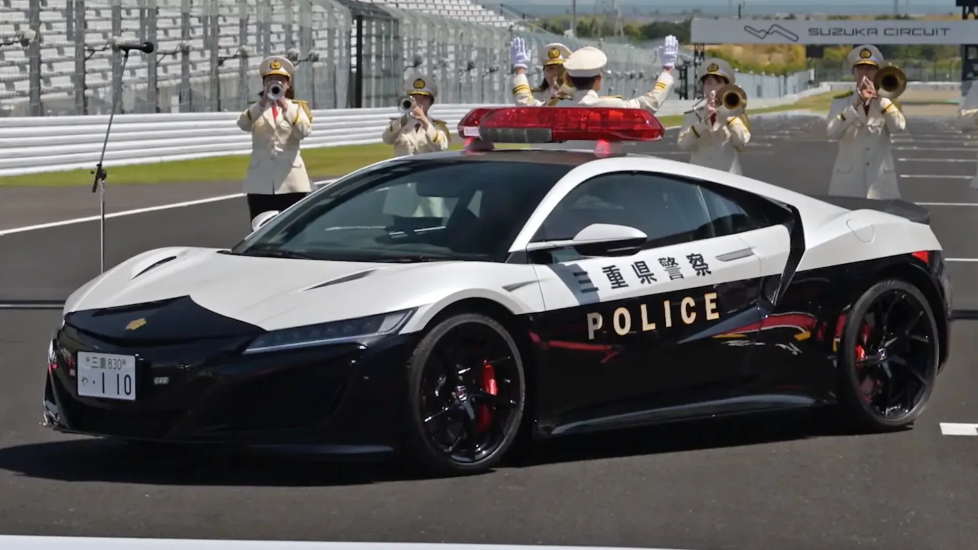 У японских полицейских появился суперкар Acura NSX — это подарок от фаната гонок