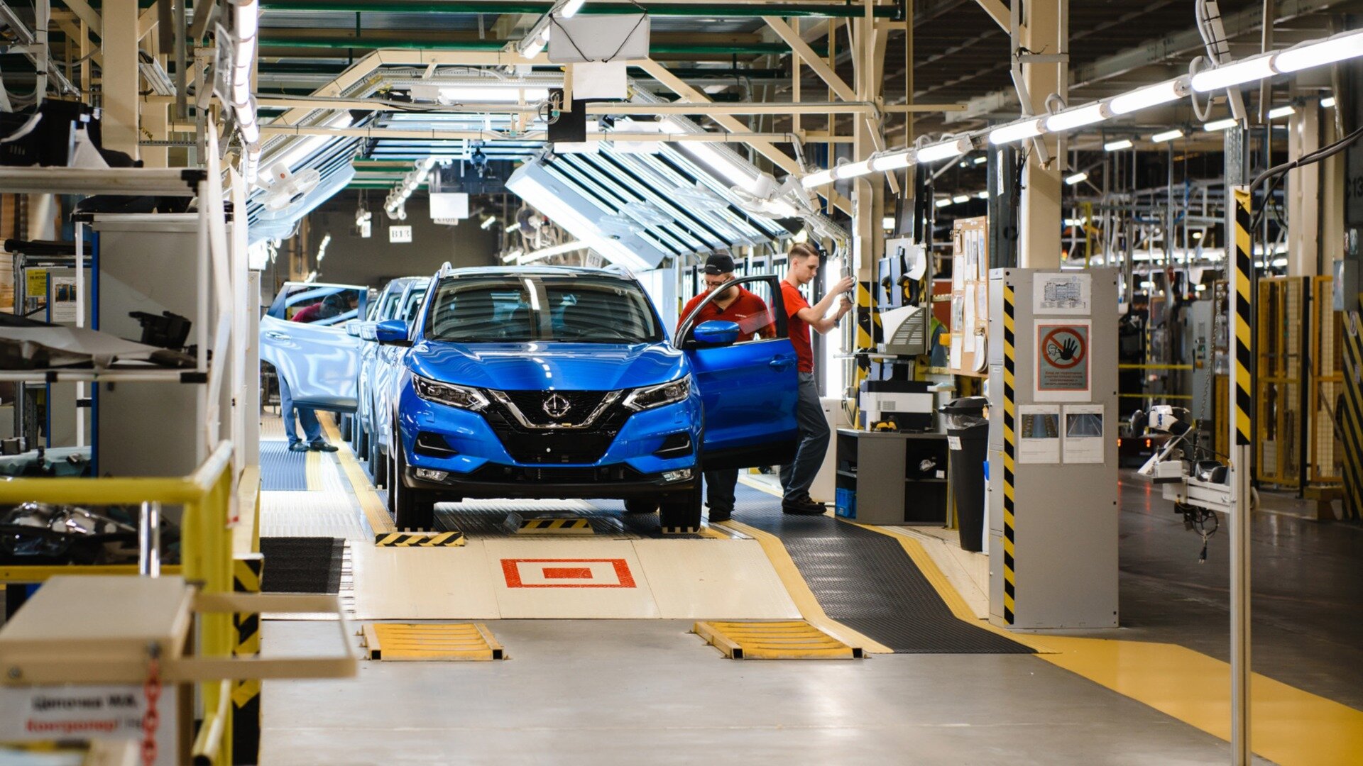 АвтоВАЗ обозначил сроки перезапуска российского завода Nissan