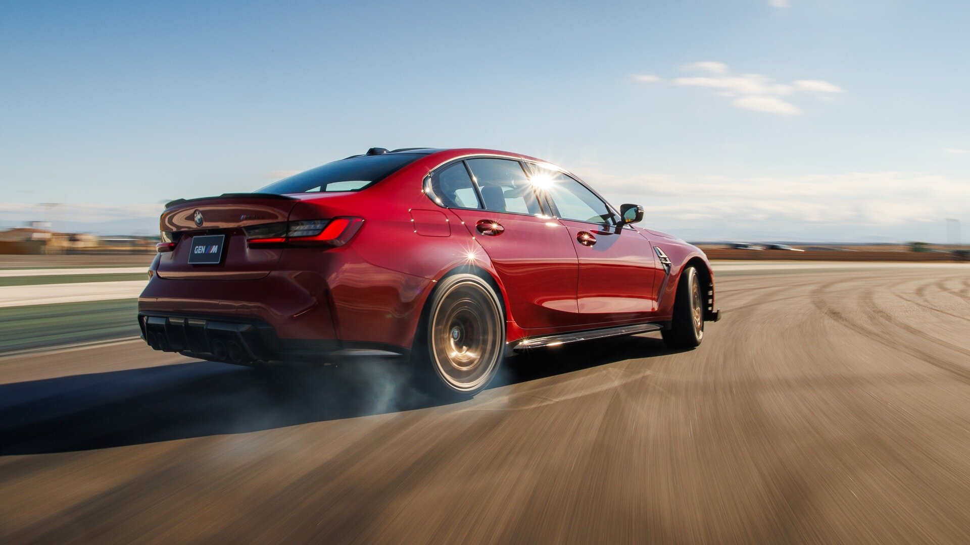 BMW не хочет превращать M3 в полноценный гибрид