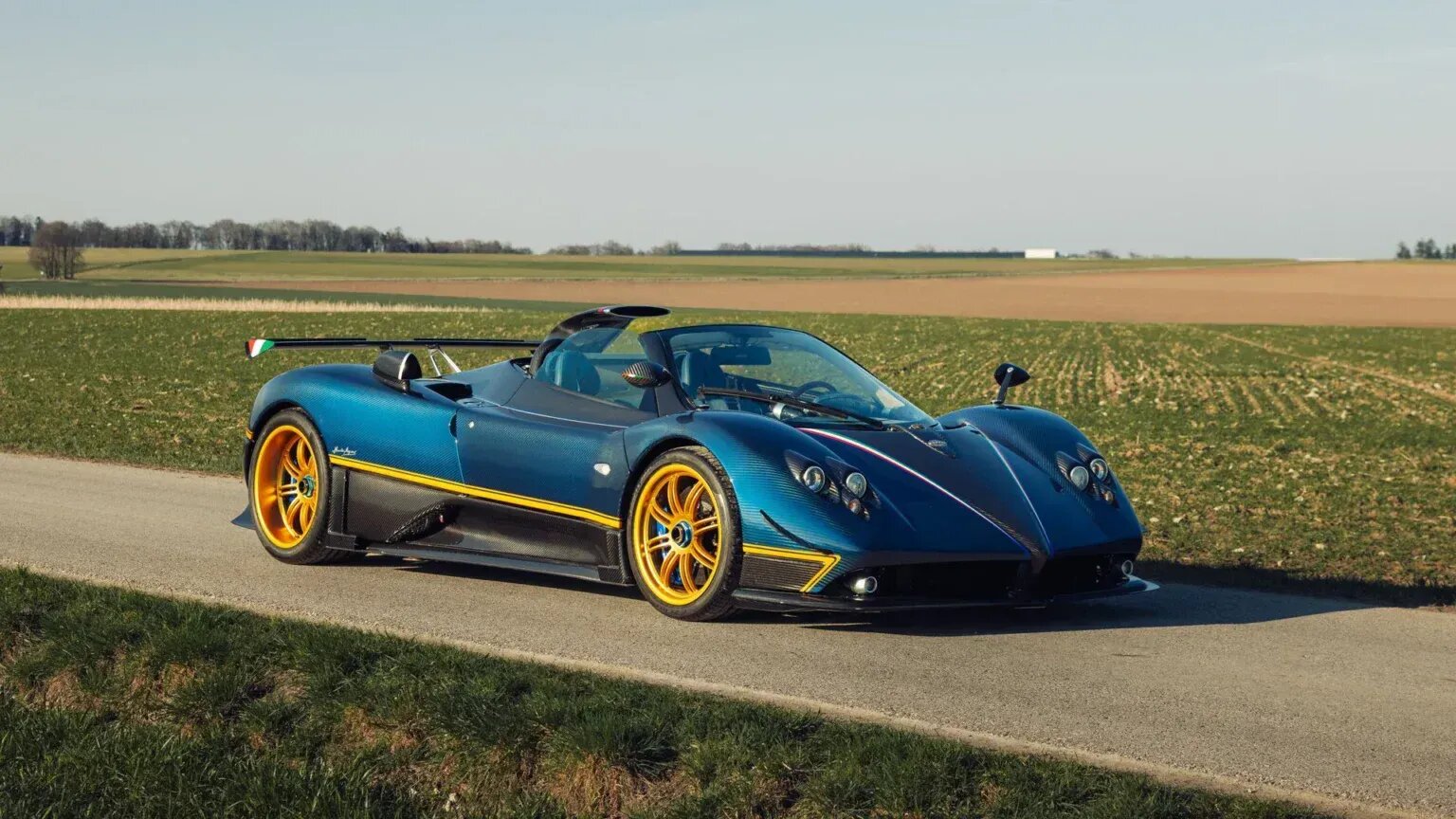 Уникальный родстер Pagani с «механикой» может уйти за 12 миллионов евро