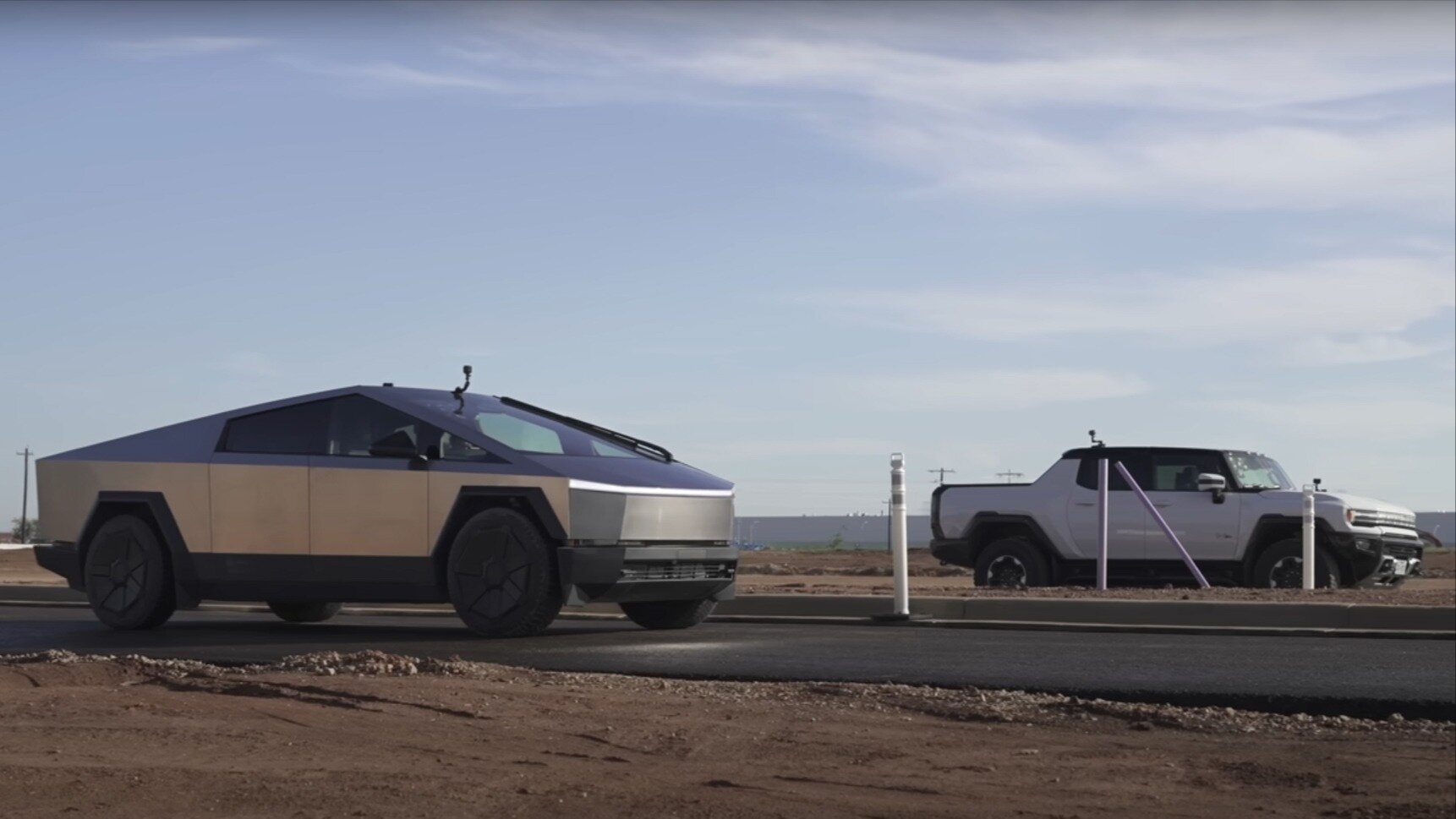 Tesla Cybertruck объехал в дрэге более мощный Hummer EV