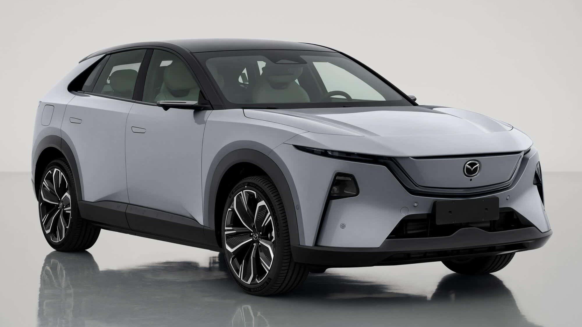 Раскрыты характеристики гибридного кроссовера Mazda EZ-60, созданного с Changan