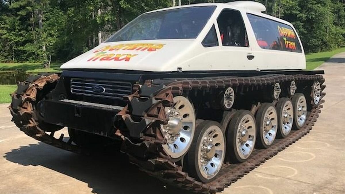 Гоночный «танк» с двумя V8 выставили на продажу за 92 тысячи долларов