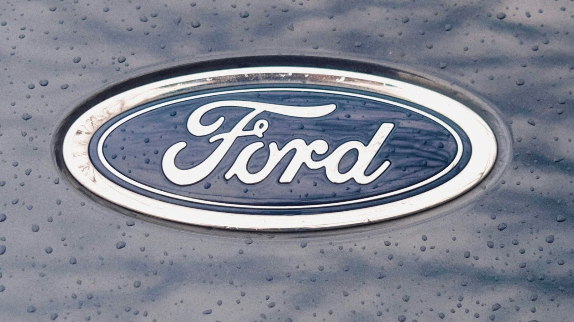 Рабочие заводов Ford в Германии начали забастовку