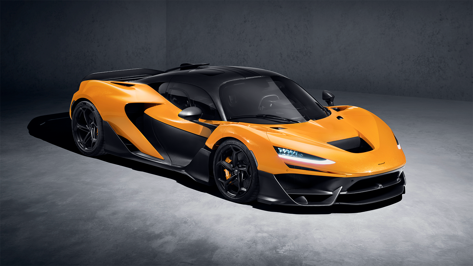 Дикий эксклюзив: новый McLaren и его гиперкары-конкуренты