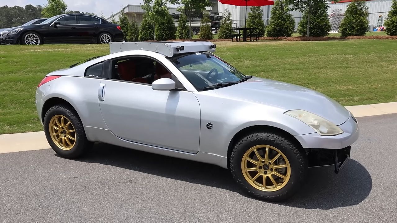 Спорткупе Nissan 350Z превратили в полноприводный внедорожник