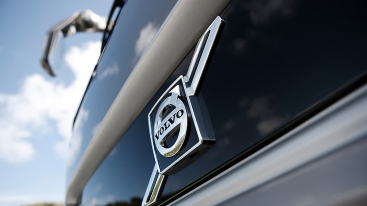 Volvo может продать завод в России