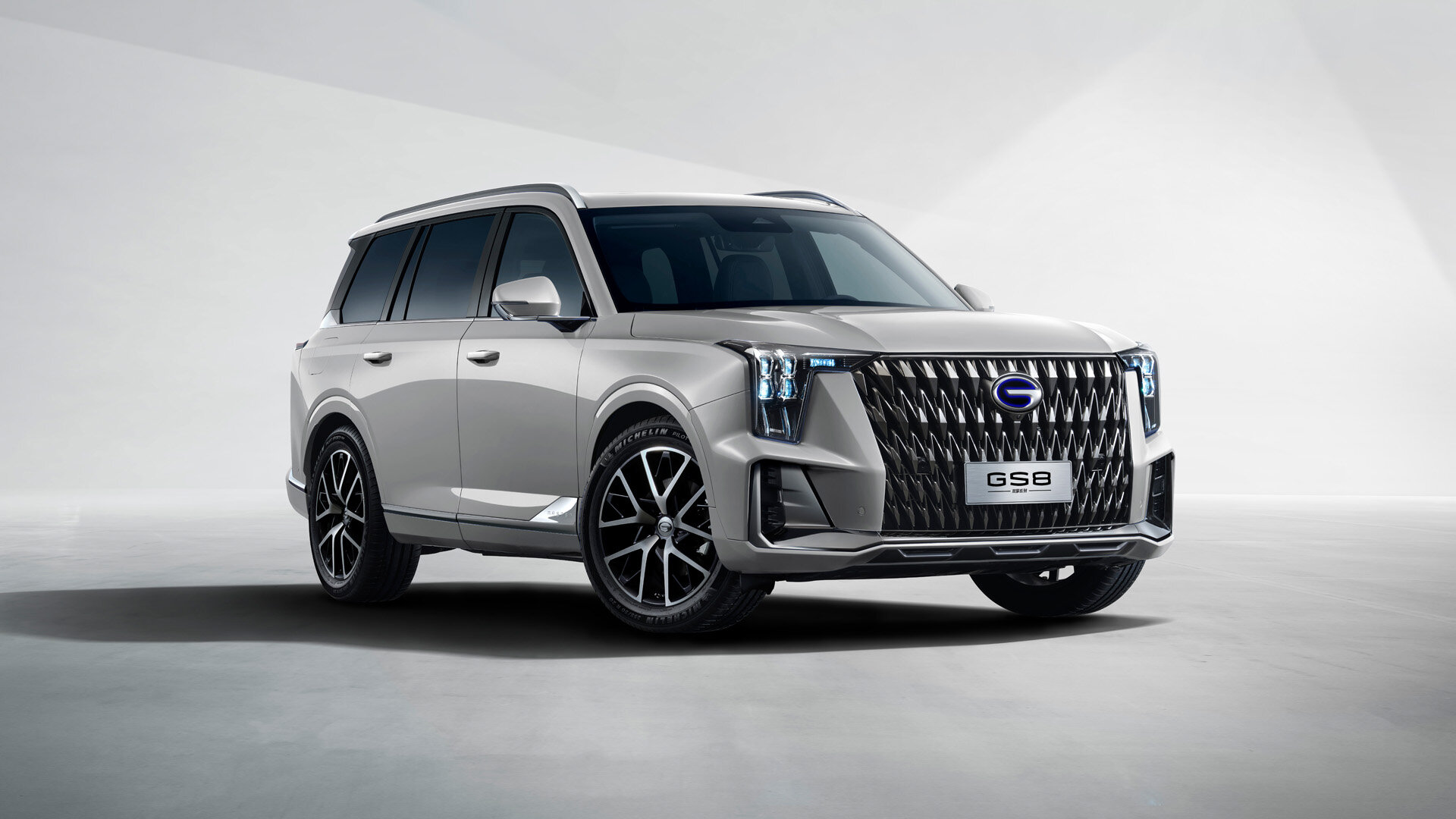 Представлен обновлённый GAC GS8 Dragon для России