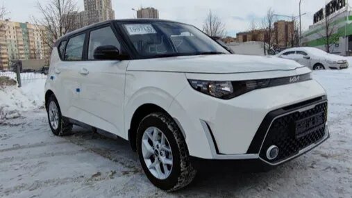 Рестайлинговые хэтчбеки Kia Soul появились на Авто.ру по цене от 2,3 миллиона рублей