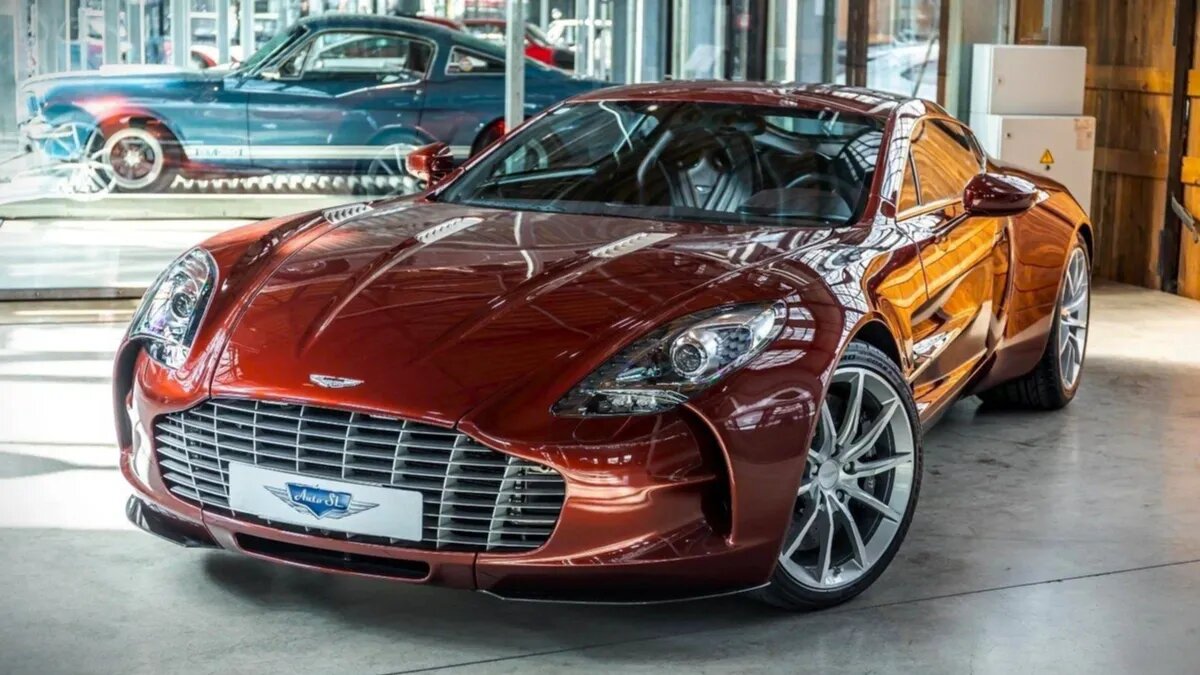 На Авто.ру продаётся редчайший суперкар Aston Martin One-77 за 273 миллиона рублей