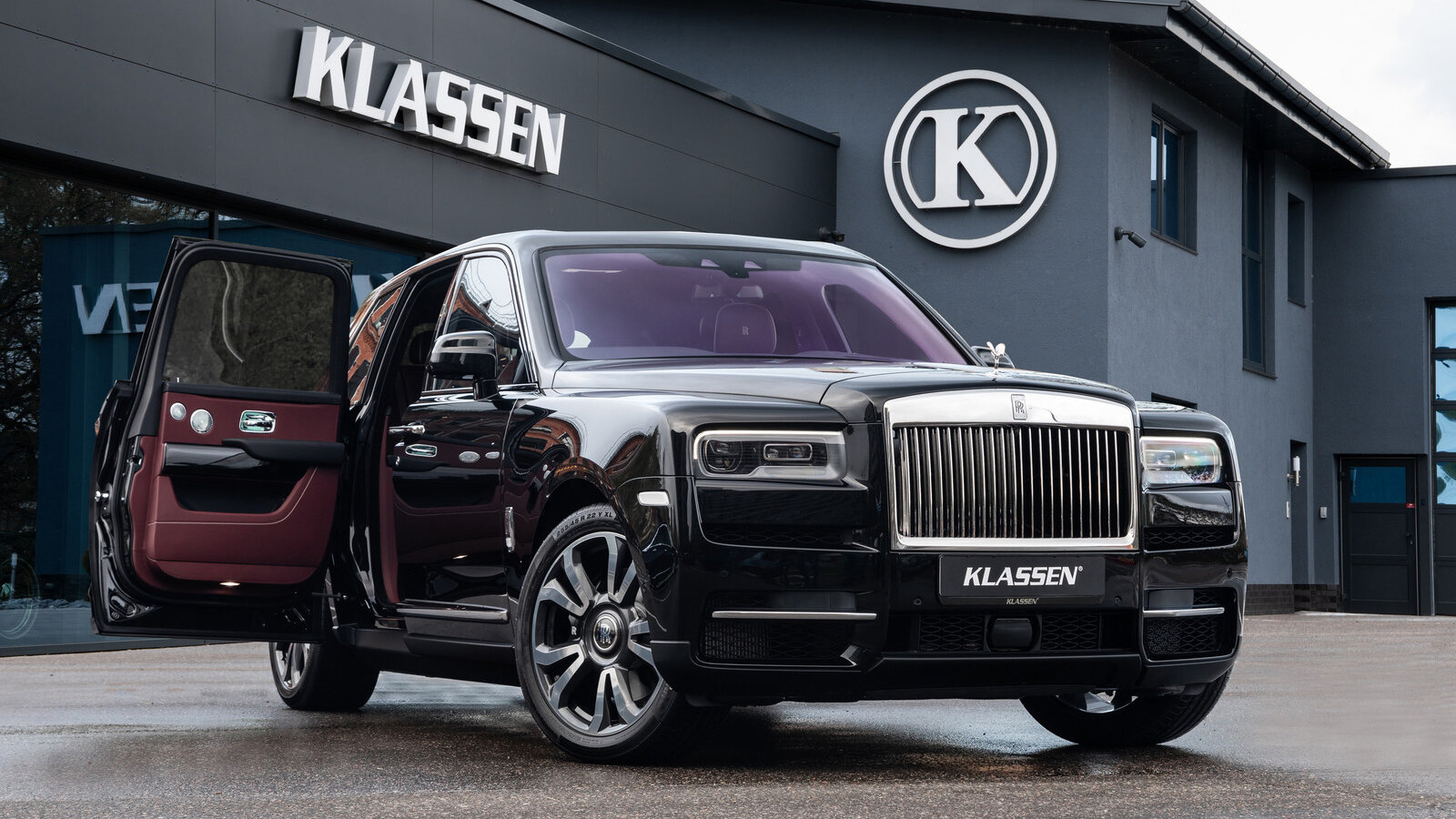 Посмотрите на Rolls-Royce Cullinan, который не боится автомата Калашникова