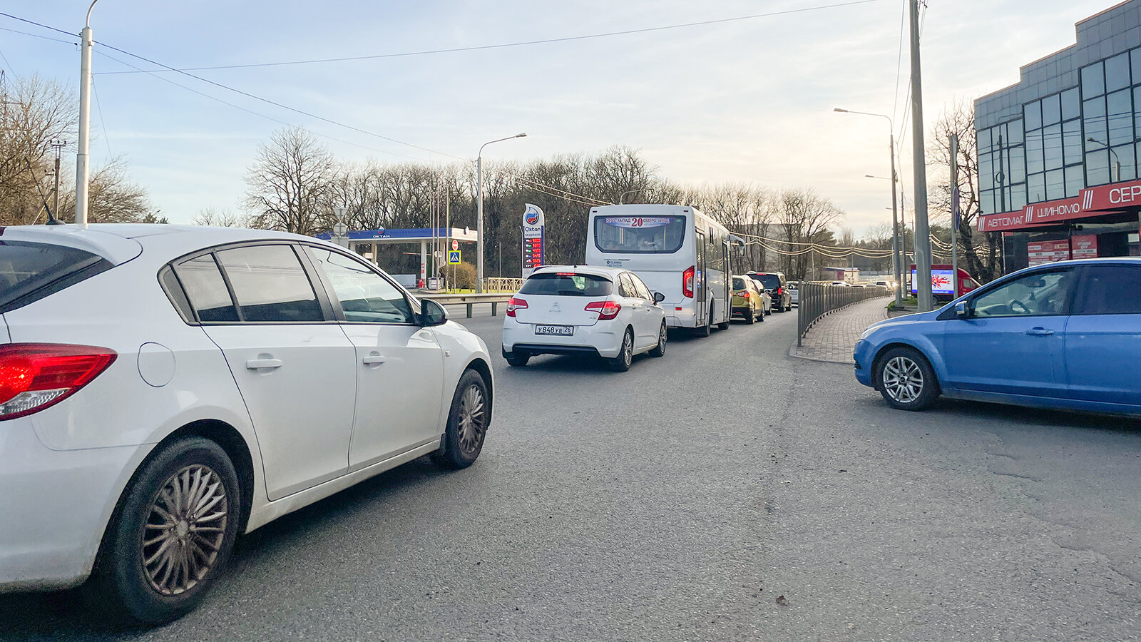 Москвичи стали реже использовать личные автомобили