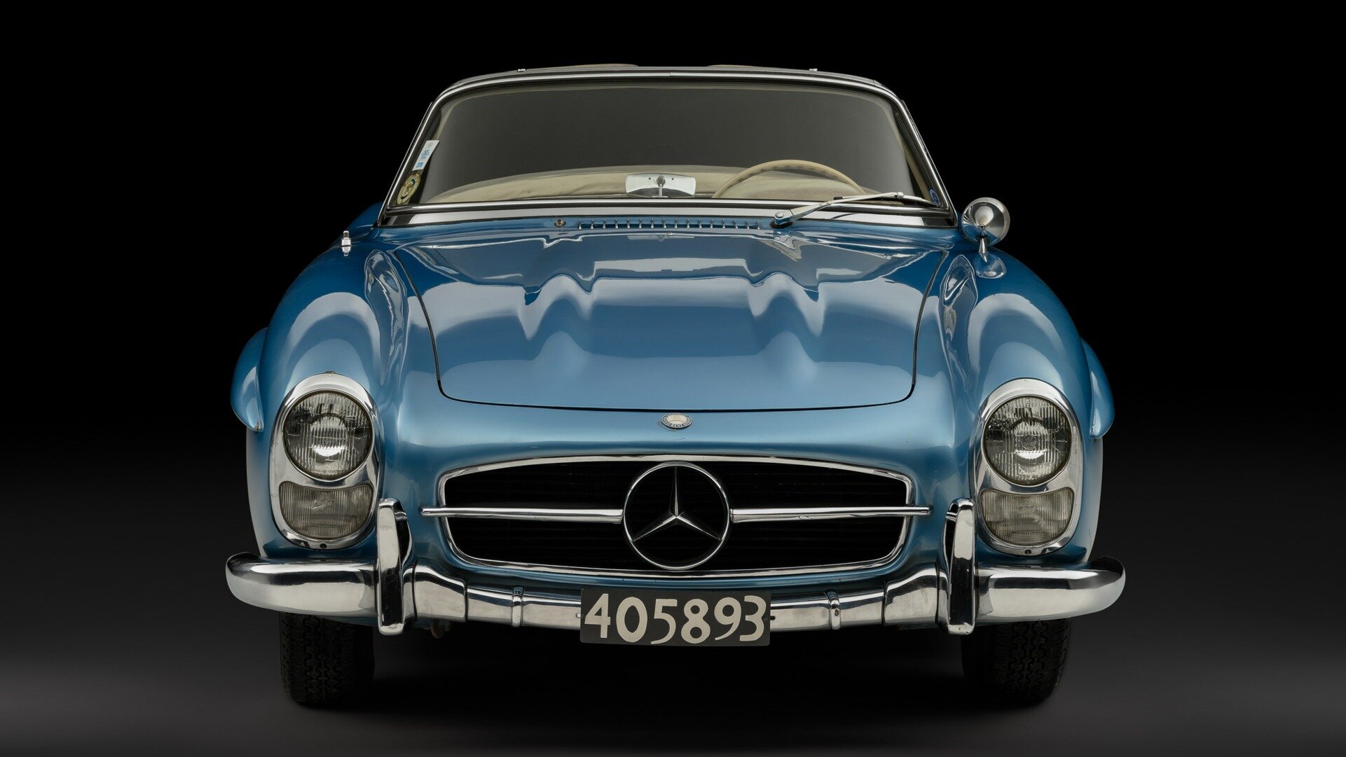 С молотка уйдёт уникальный Mercedes-Benz 300 SL, подаренный пятикратному чемпиону Формулы-1
