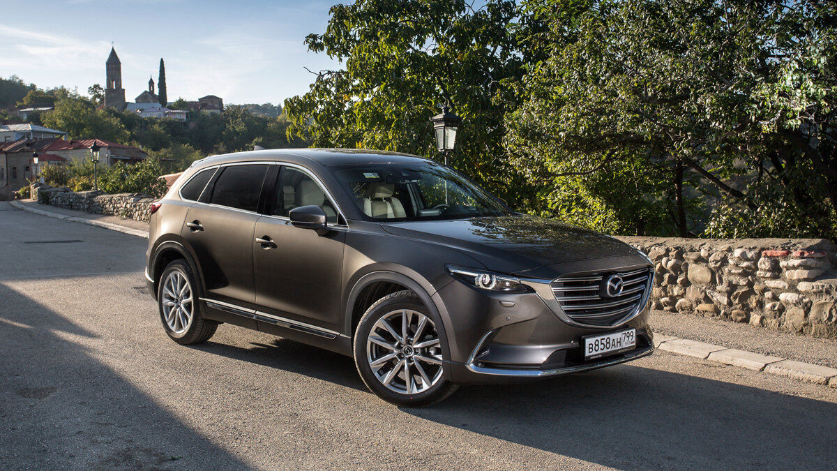 Базовый кроссовер Mazda CX-9 подешевел после обновления