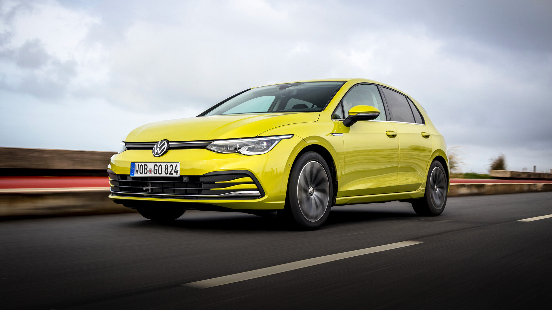 Чёрное зеркало: тест-драйв нового Volkswagen Golf