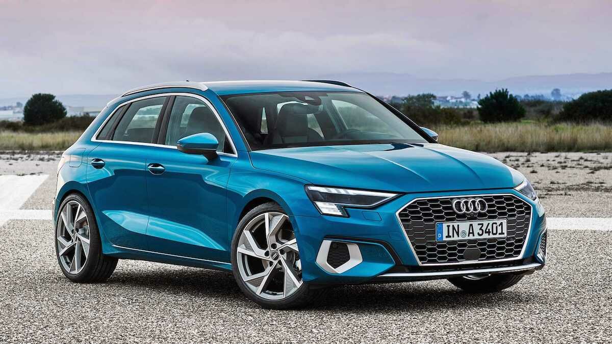 Новую Audi A3 сделали крупнее и тише
