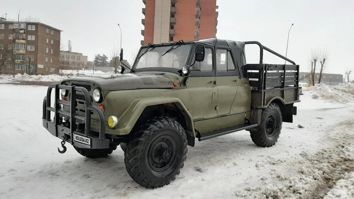 Необычный гибрид УАЗа и ГАЗ-66 выставили на продажу