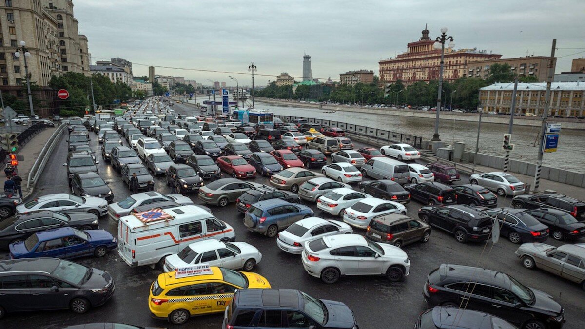 Определена дата отмены цифровых пропусков для поездок по Москве