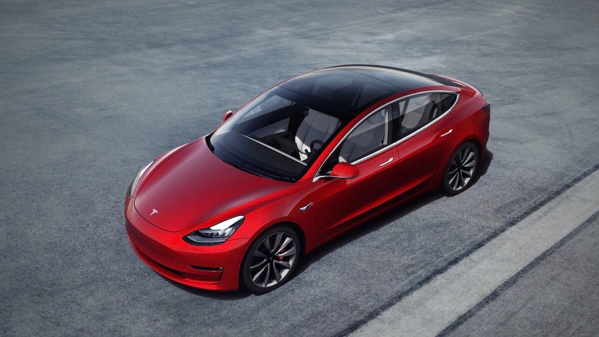 Tesla заняла последнее место в рейтинге качества новых машин