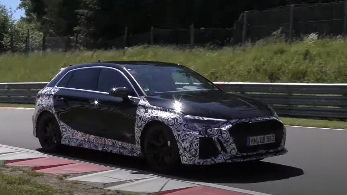 Видео дня: новый Audi RS3 Sportback атакует Нюрбургринг