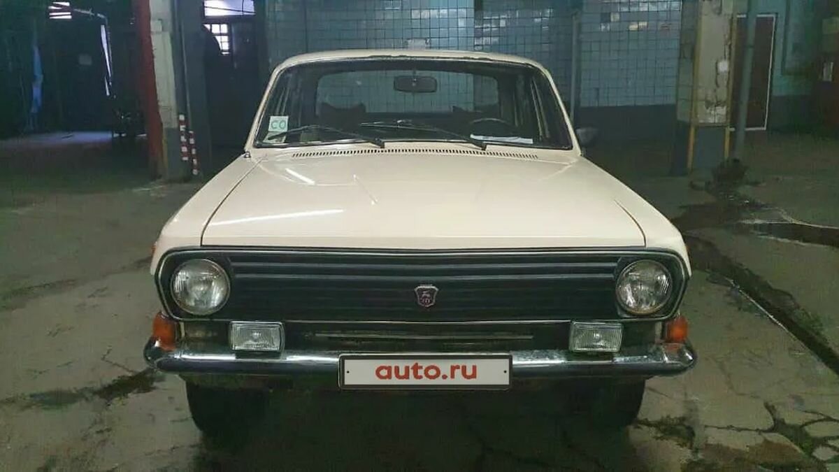 В России продают одну из последних советских ГАЗ-24 «Волга», у которой почти нет пробега