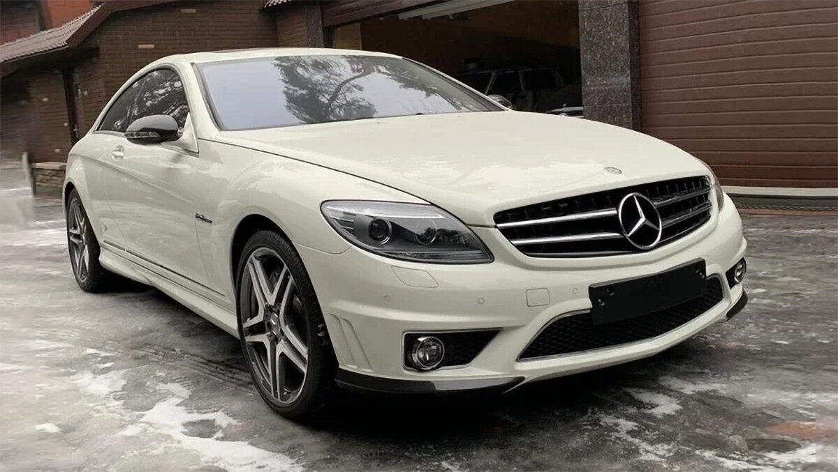 Россиянин продаёт уникальный Mercedes-Benz CL 63 AMG — он 2008 года и без пробега