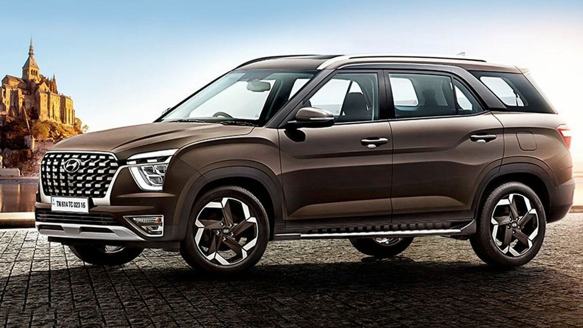 Компания Hyundai показала новый кроссовер Alcazar — это семиместная Creta