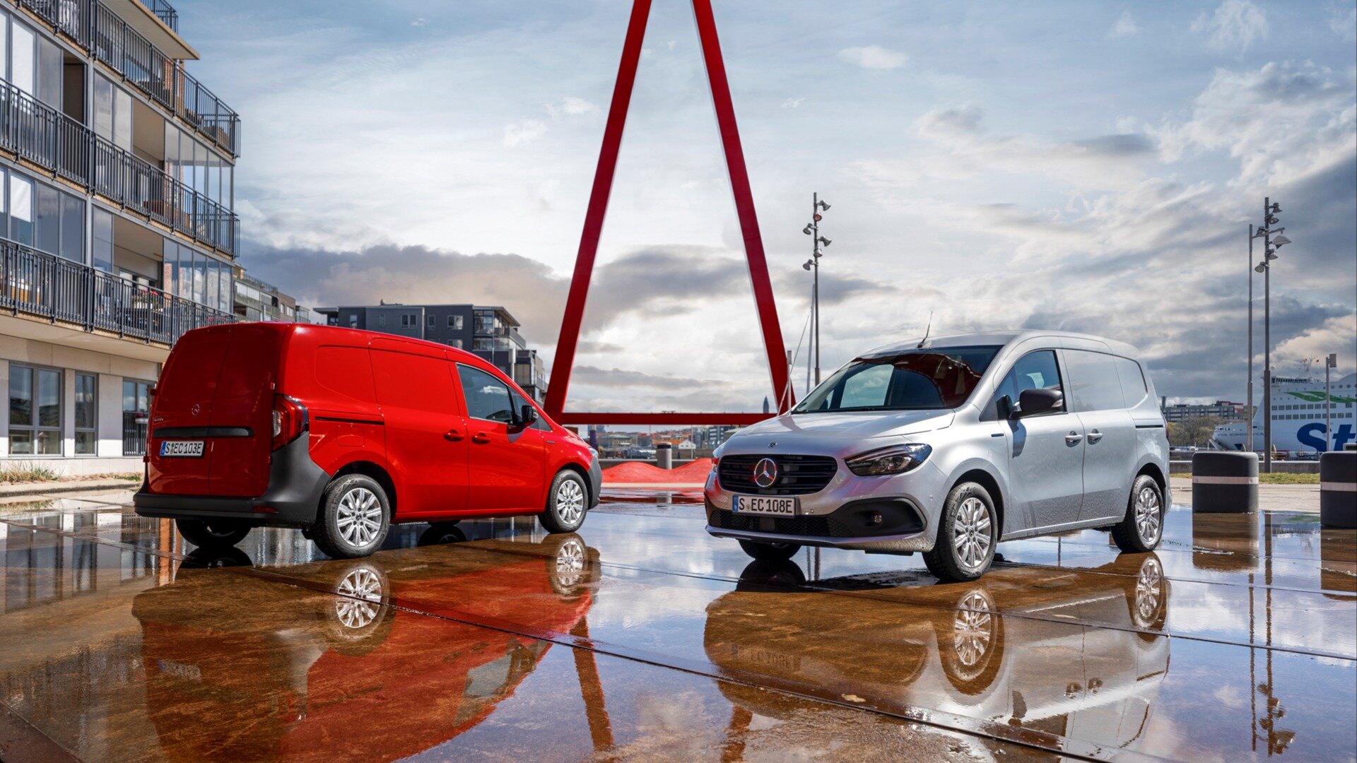 «Каблучок» Mercedes-Benz Citan получил версию на батарейках с 280-километровым запасом хода
