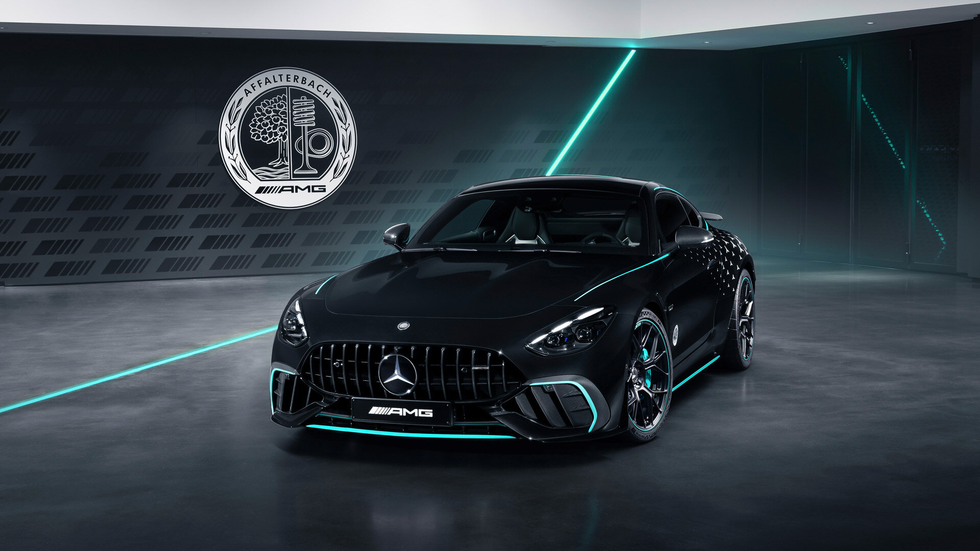 Суперкар Mercedes-AMG GT 63 Pro вышел в спецверсии, посвящённой Формуле-1